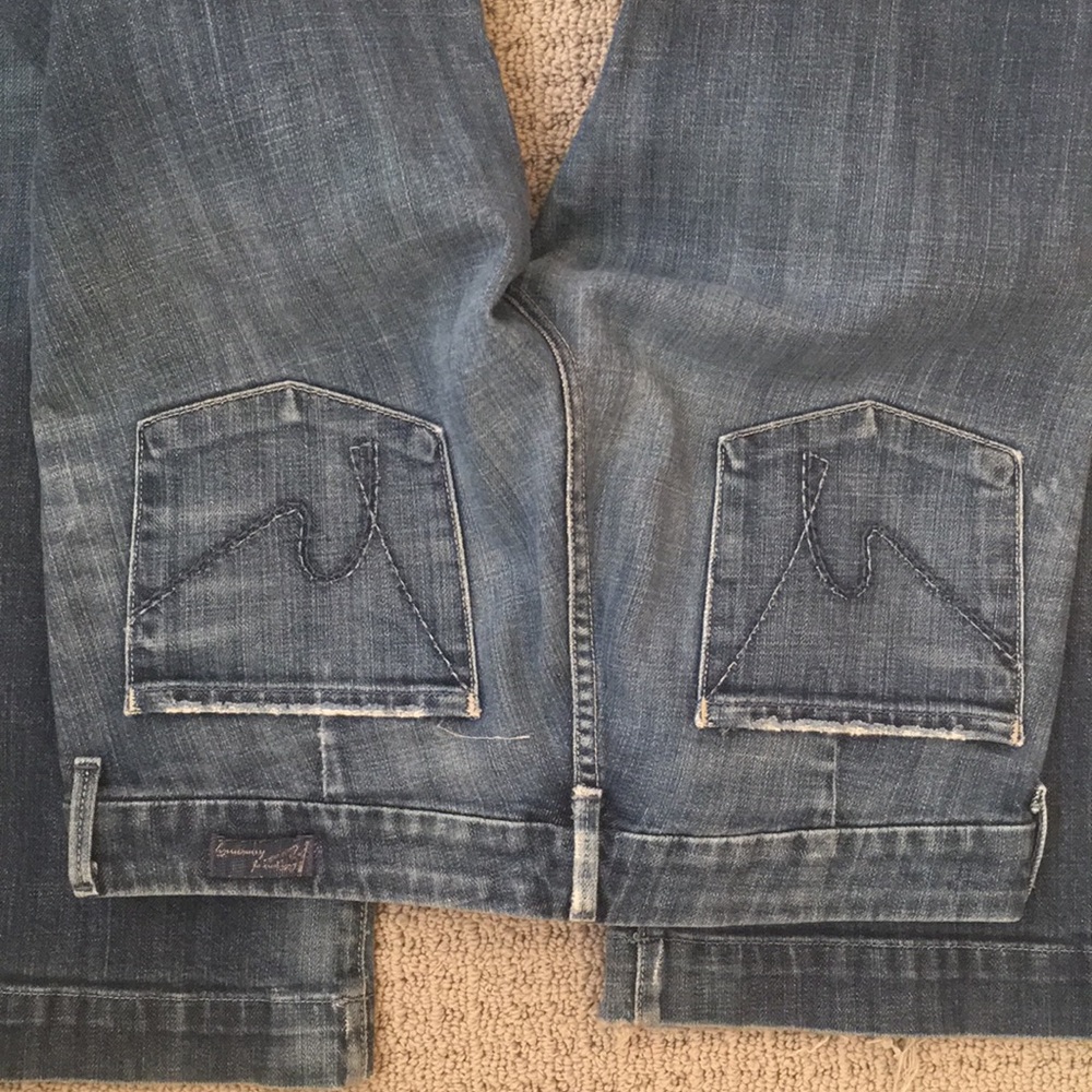 Jeans - Picture 3 of 4